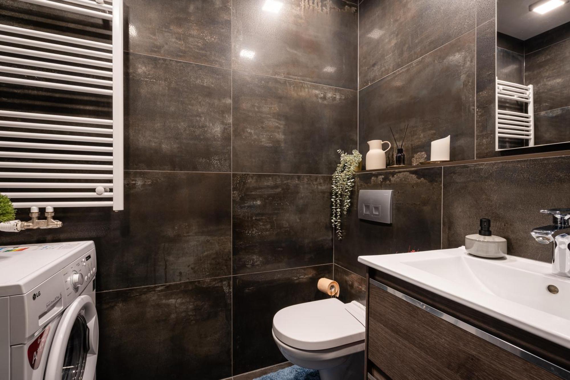 Blooming Budapest Apartment With Free Underground Parking Bagian luar foto